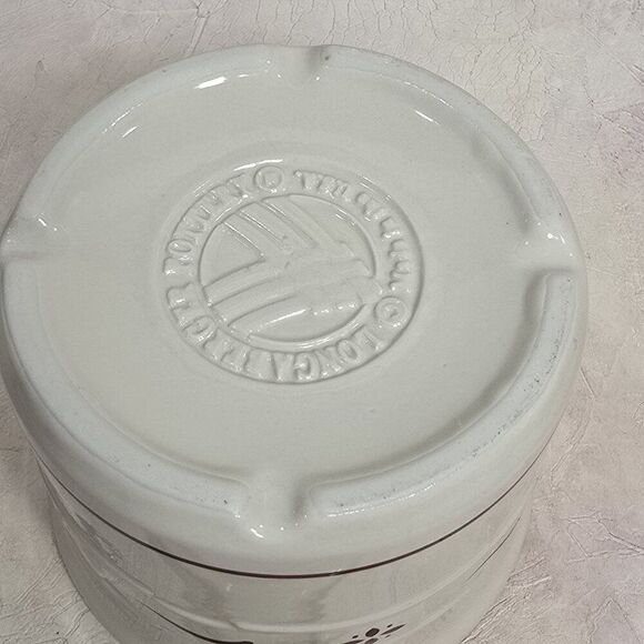 Longaberger 4" Pottery Heritage Red White One Pint Crock with lid - Picture 8 of 8
